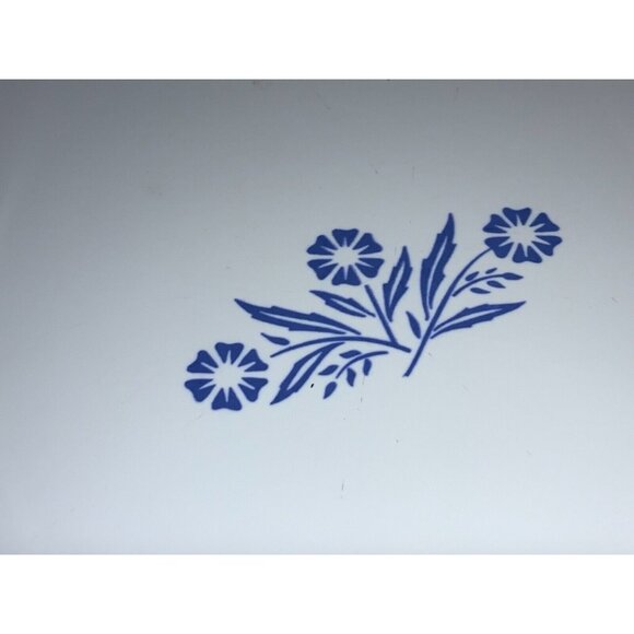 CorningWare P-309 9-Inch Round Pie Plate White & Blue Floral Baking Dish - Picture 5 of 6